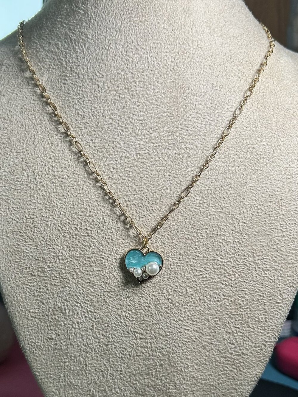 Gold Tone Teal Enamel Faux Pearl Heart Pendant Figaro Chain Necklace